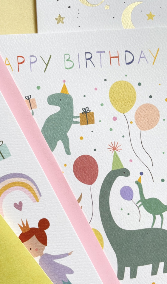 Sarah Betz illustratrice Cubeely, cartes d'anniversaire